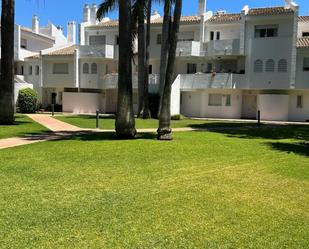 Exterior view of Apartment to rent in Sotogrande  with Air Conditioner, Heating and Terrace