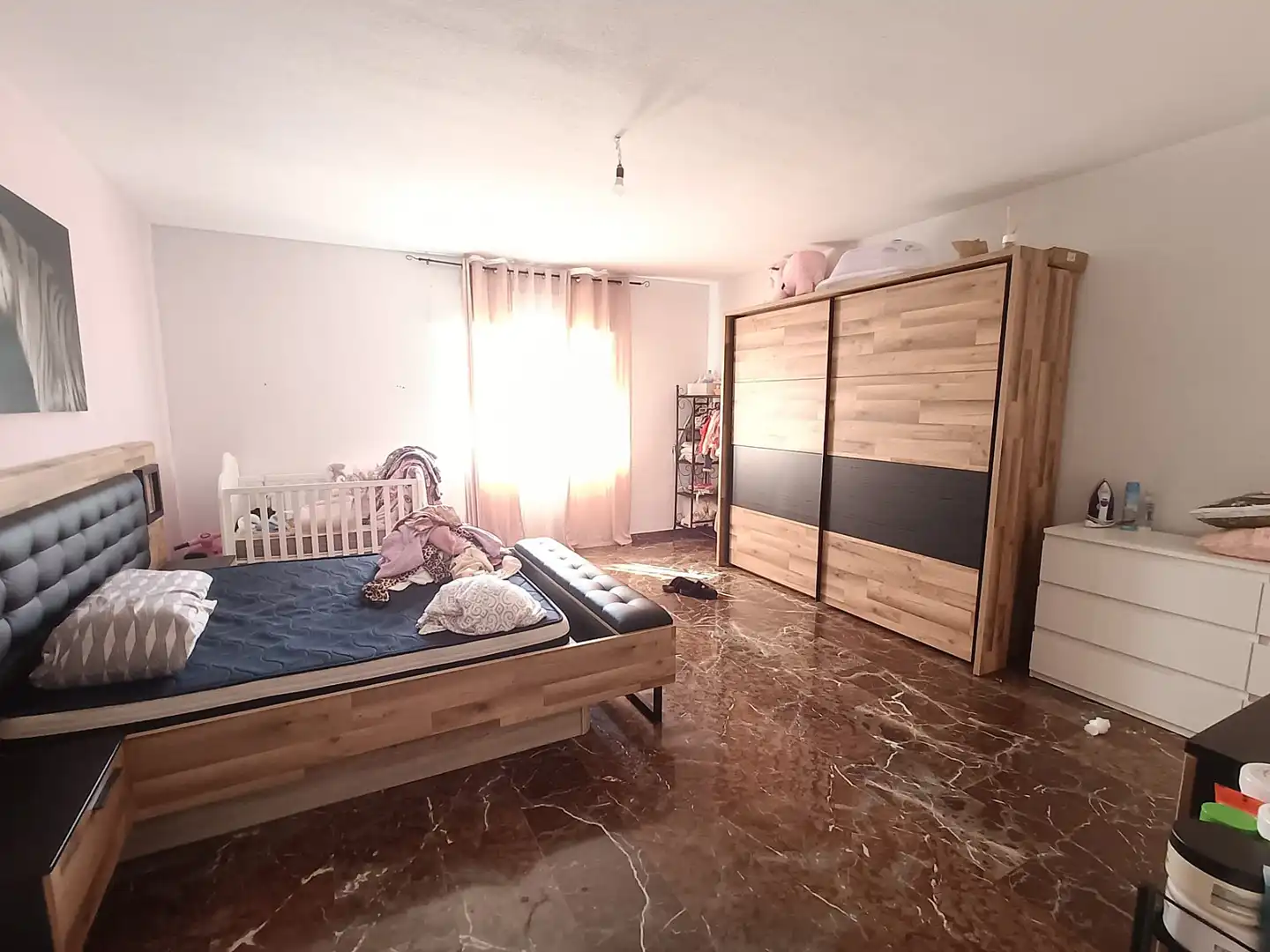 Habitación de Casa o chalet en venta en Fuente Vaqueros con Aire acondicionado, Jardín privado y Piscina