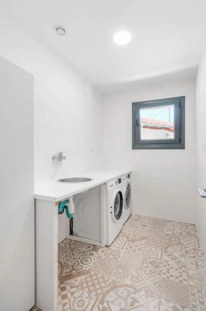 Casa amb piscina en venda a Calle Pañeda Nueva 46, imagen 40