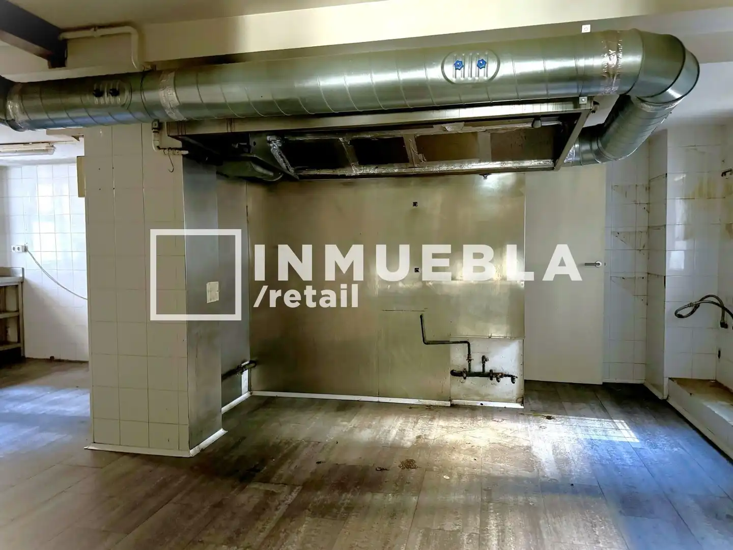 Geschaftsraum zum Verkauf in Barcelona mit Klimaanlage und Terrasse