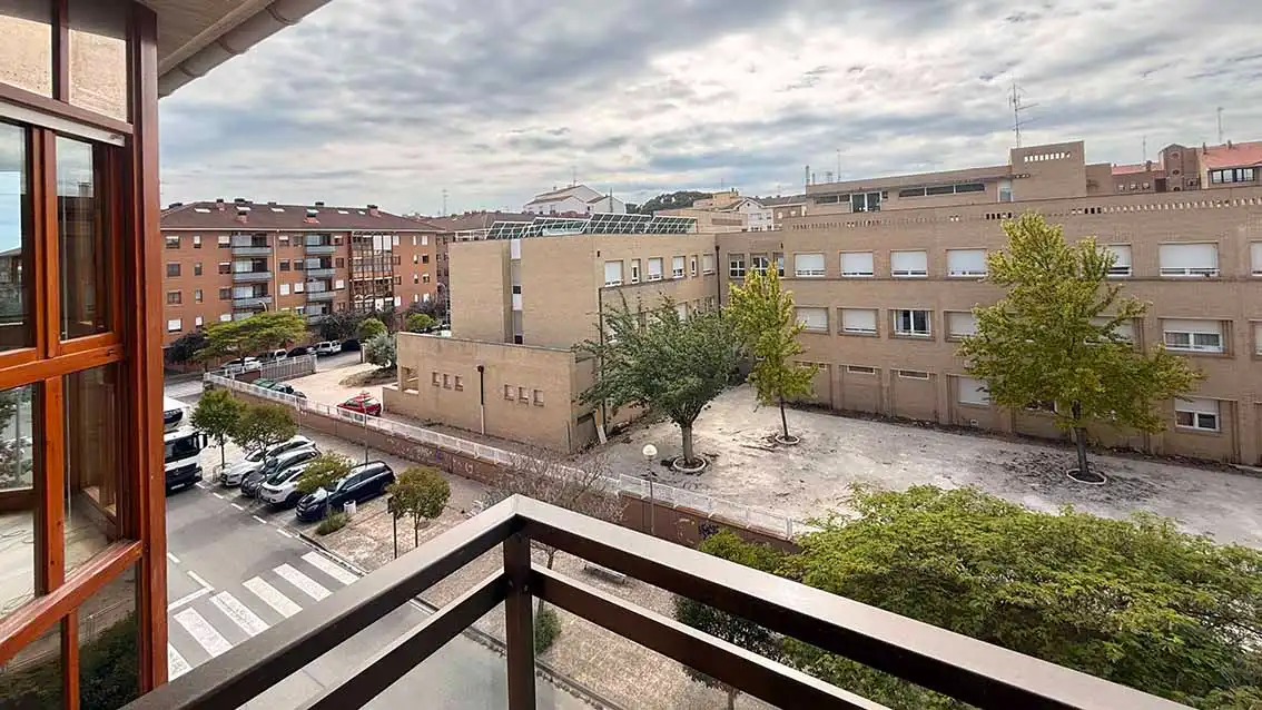 Vista exterior de Pis en venda en Tafalla amb Aire condicionat, Calefacció i Traster