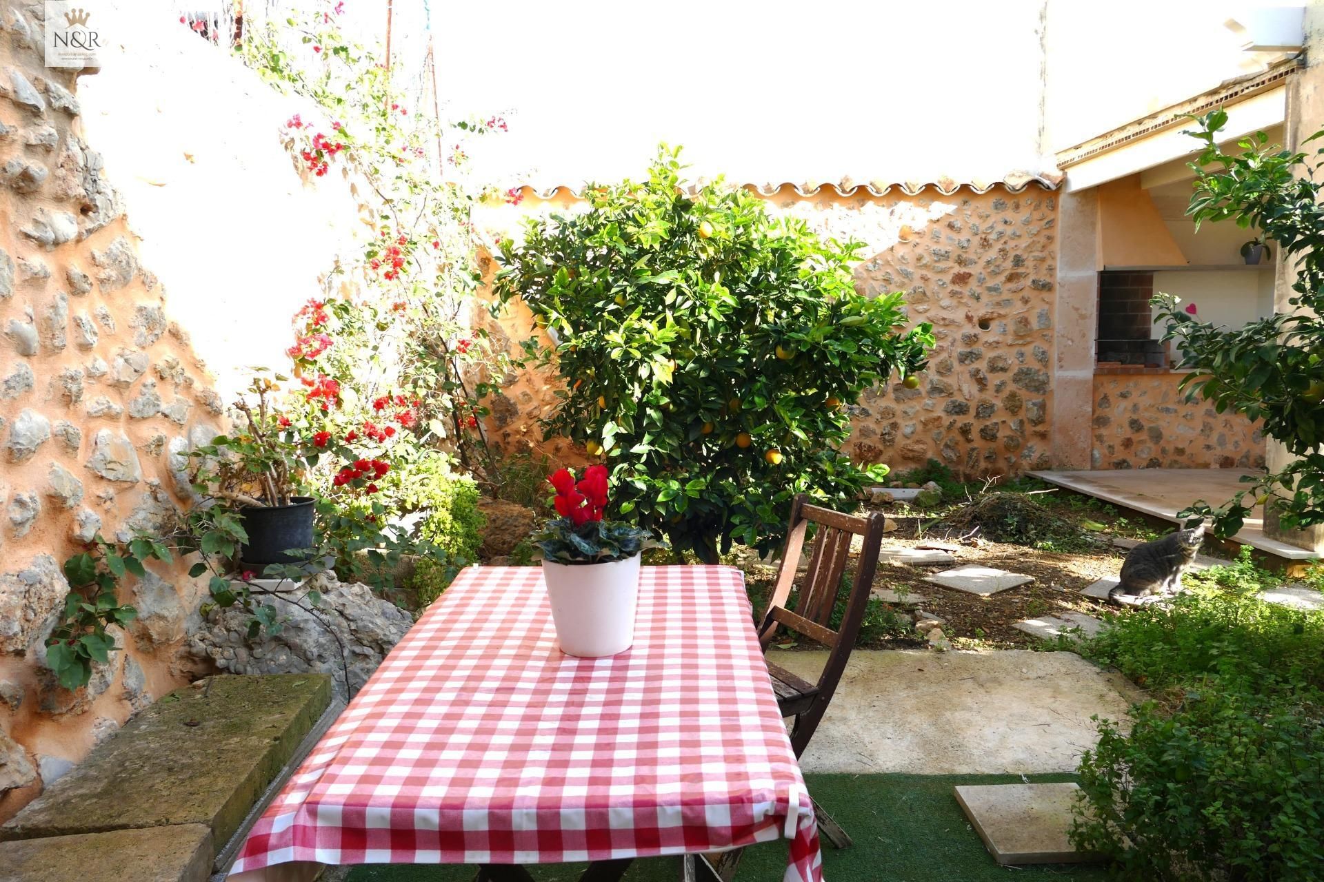 Jardí de Casa o xalet en venda en Lloseta amb Aire condicionat, Calefacció i Jardí privat