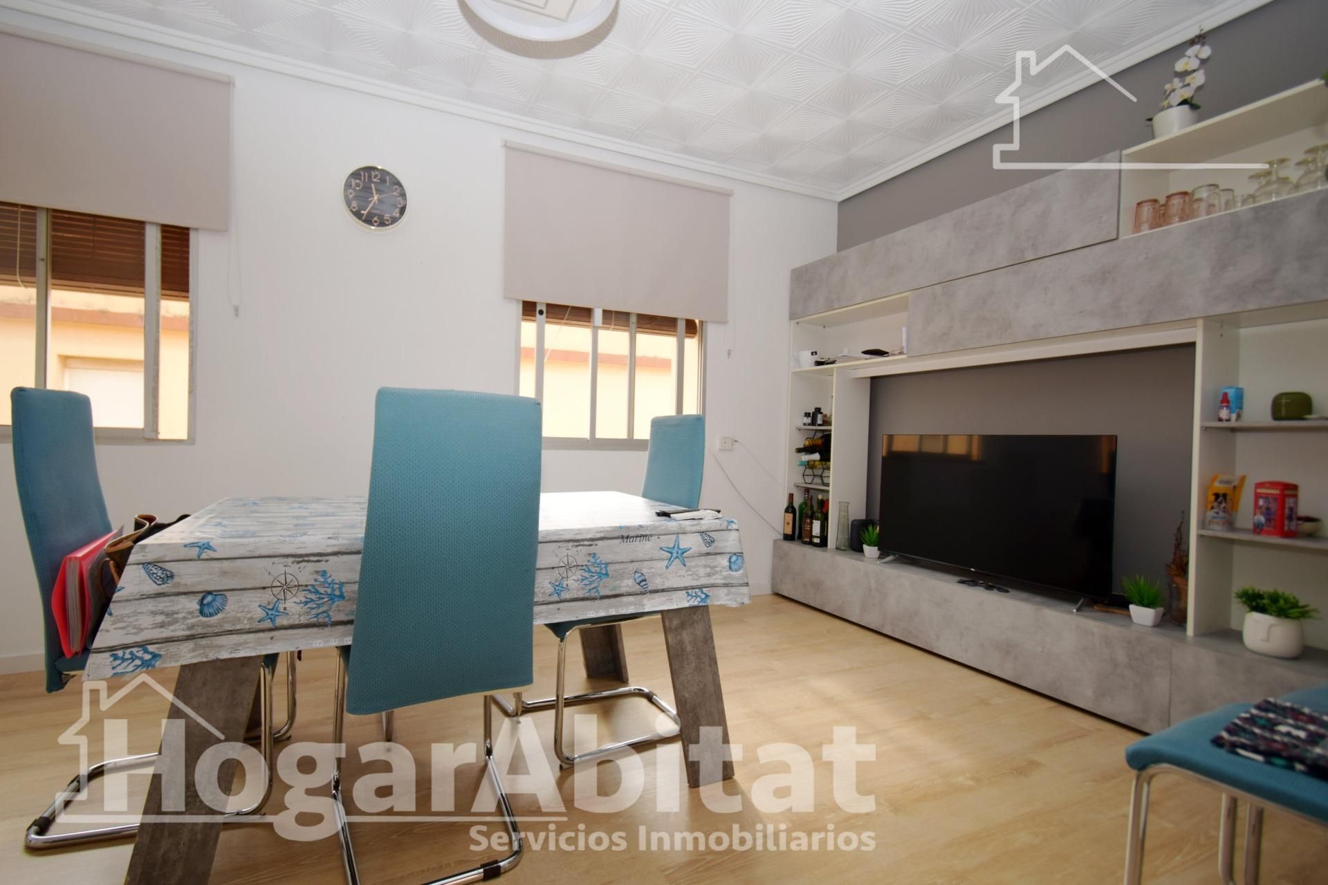 Living room of Flat for sale in Sagunto / Sagunt  with Air Conditioner and Balcony