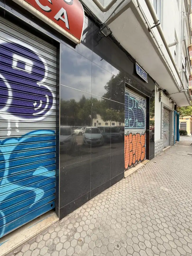 Local en venta en Carrer del Convent dels Carmelites, Trinitat
