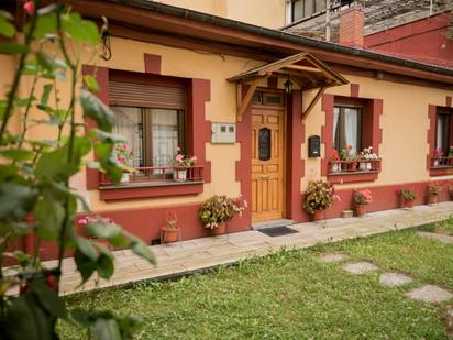 Exterior view of House or chalet for sale in Mieres (Asturias)  with Heating, Terrace and Storage room