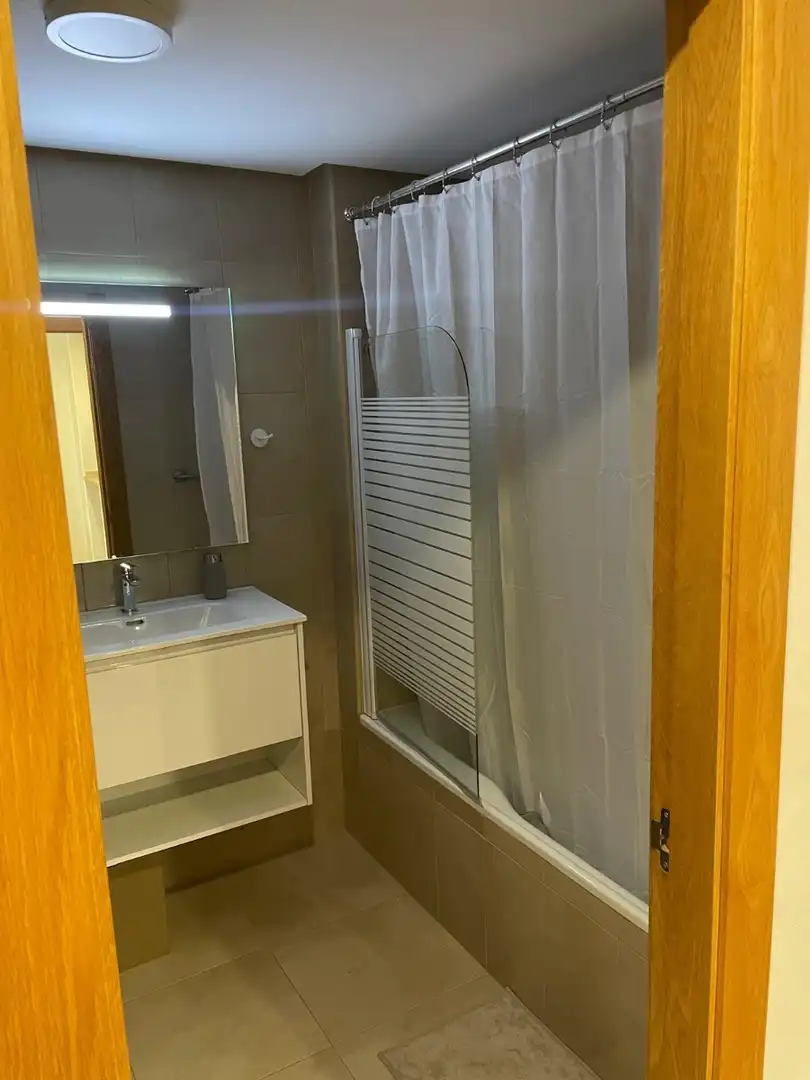 Bany de Apartament de lloguer en Torre-Pacheco amb Aire condicionat, Piscina i Moblat