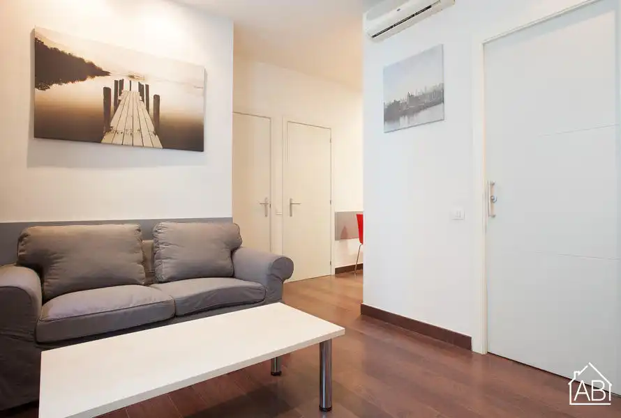 Sala de estar de Apartamento en venta en Barcelona con Amueblado y Balcón
