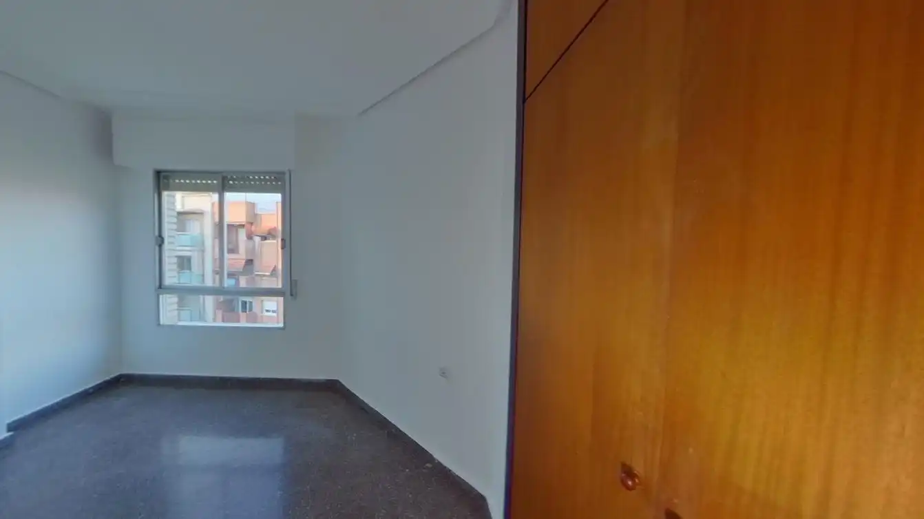 Habitación de Piso en venta en Murcia