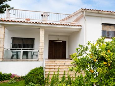 Villa con giardino in vendita a Carrer de Joan Fuster