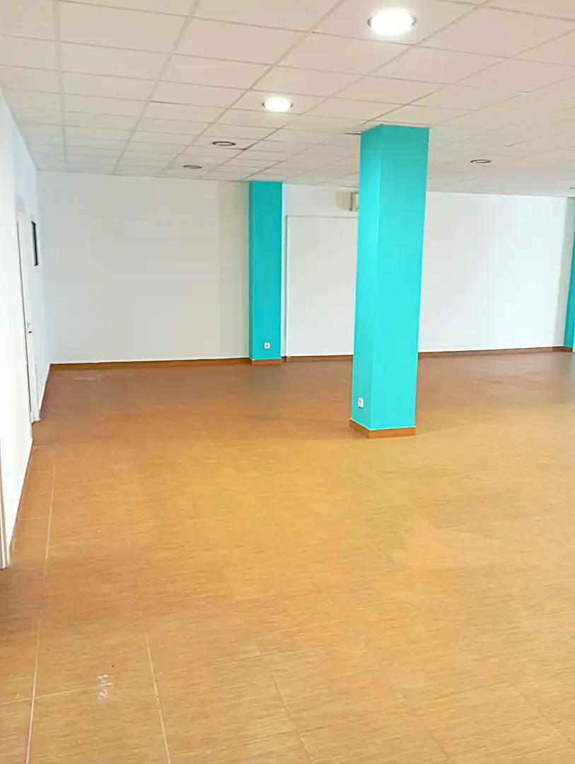 Commercial properties for sale in L'Escala  with Air Conditioner