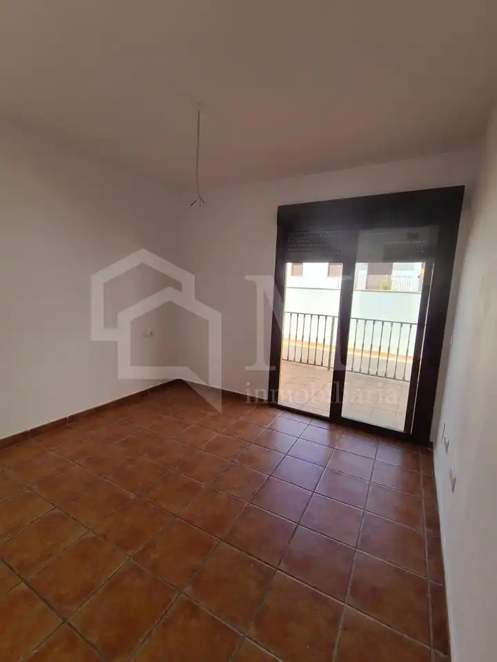 Planta baja en venta en Alcaucín con Terraza y Piscina comunitaria