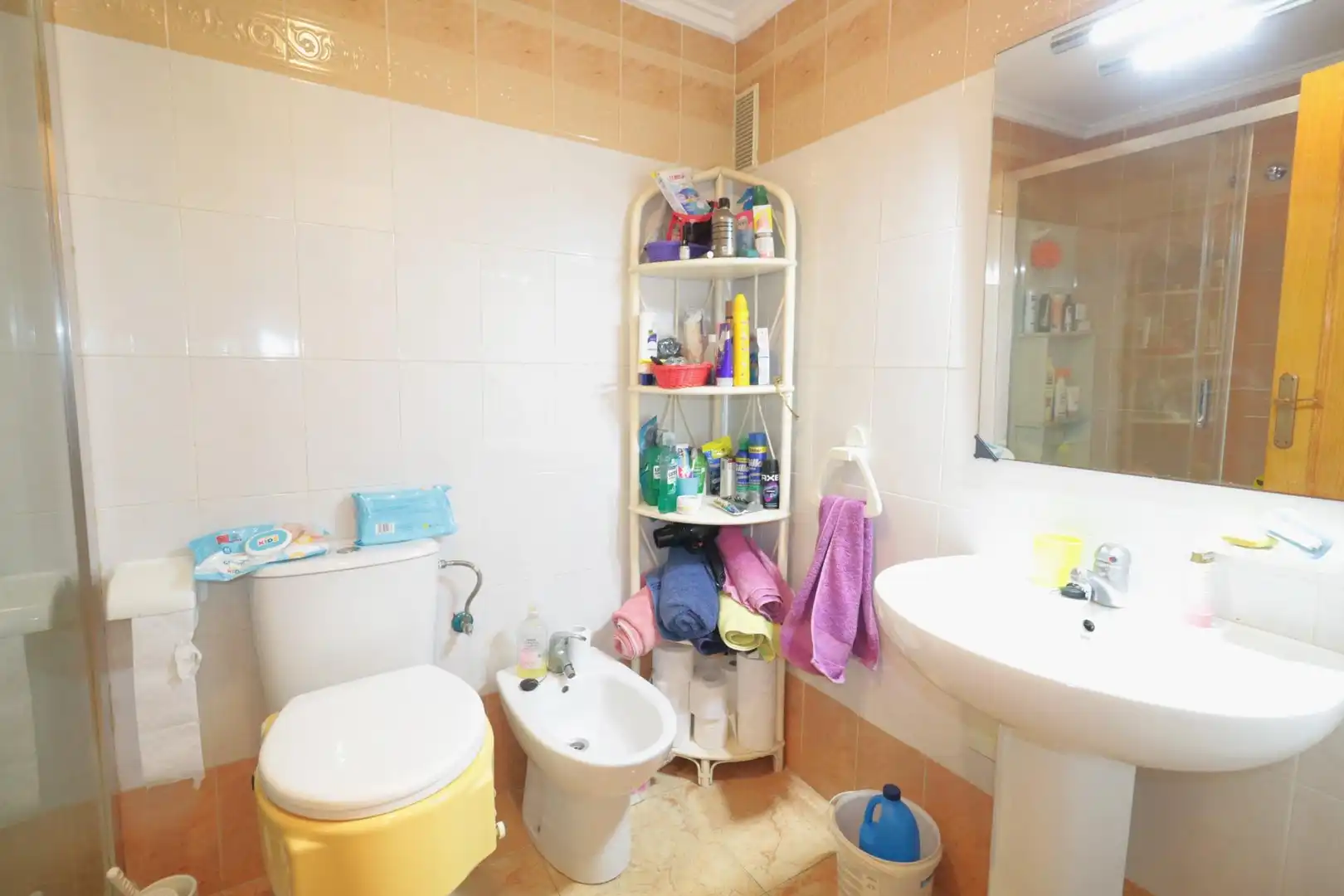 Bany de Casa o xalet en venda en Torrevieja amb Aire condicionat, Jardí privat i Terrassa
