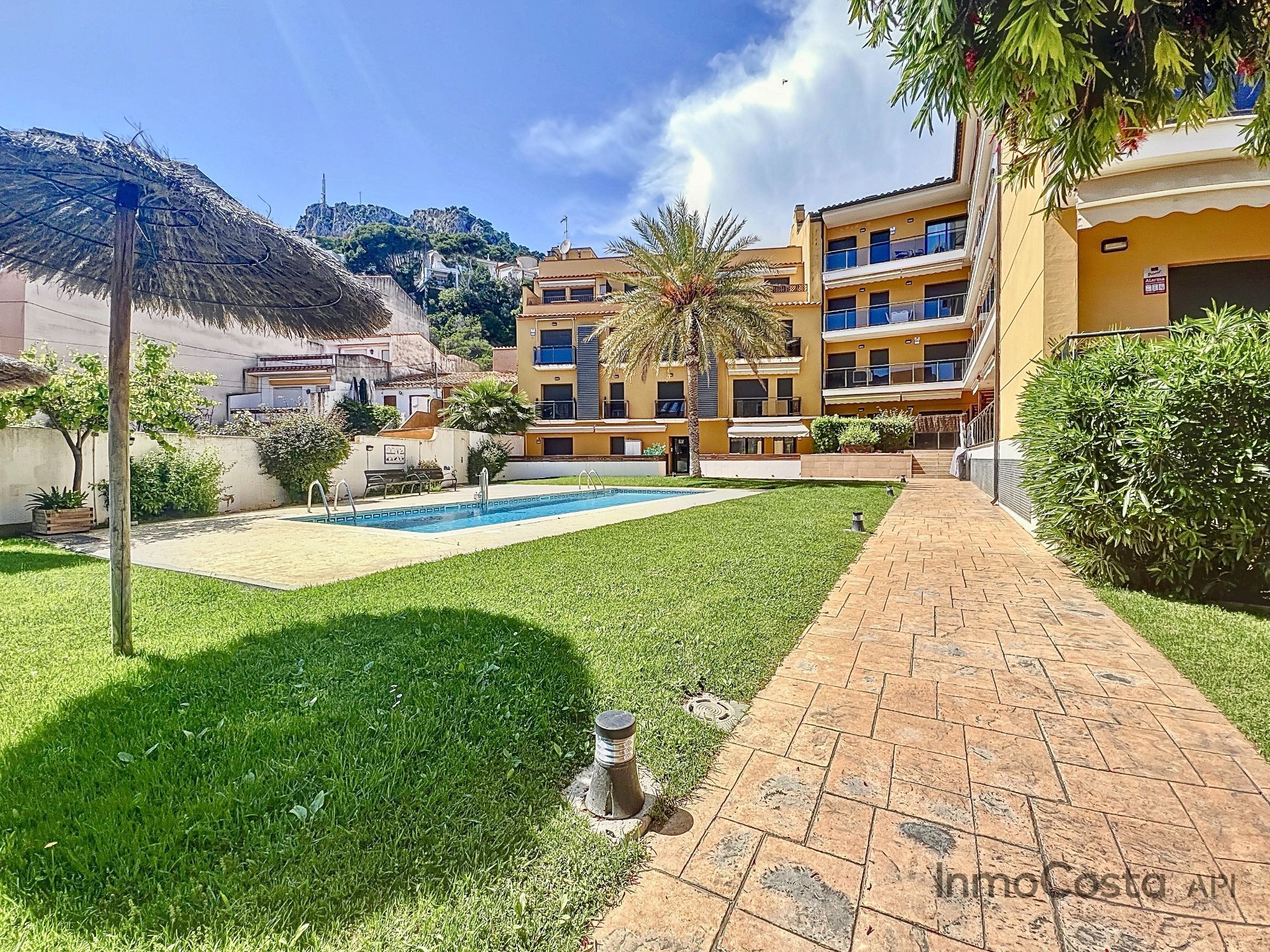 Vista exterior de Estudio en venta en L'Estartit con Aire acondicionado, Trastero y Amueblado