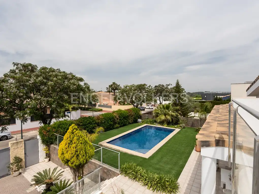 Terrassa de Casa o xalet de lloguer en Bétera amb Aire condicionat, Calefacció i Jardí privat