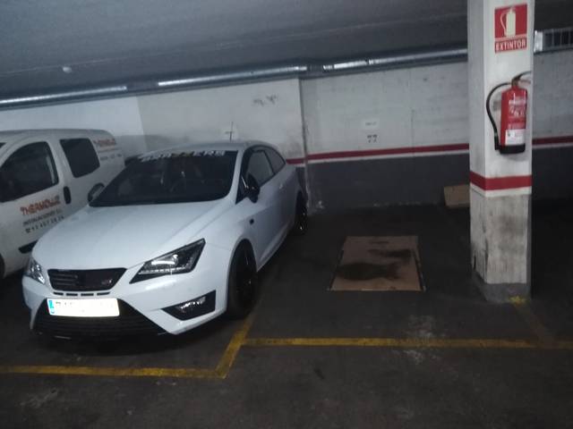 Garaje en Alquiler en Passeig Maragall, 264 en Vilapicina i la Torre Llobeta