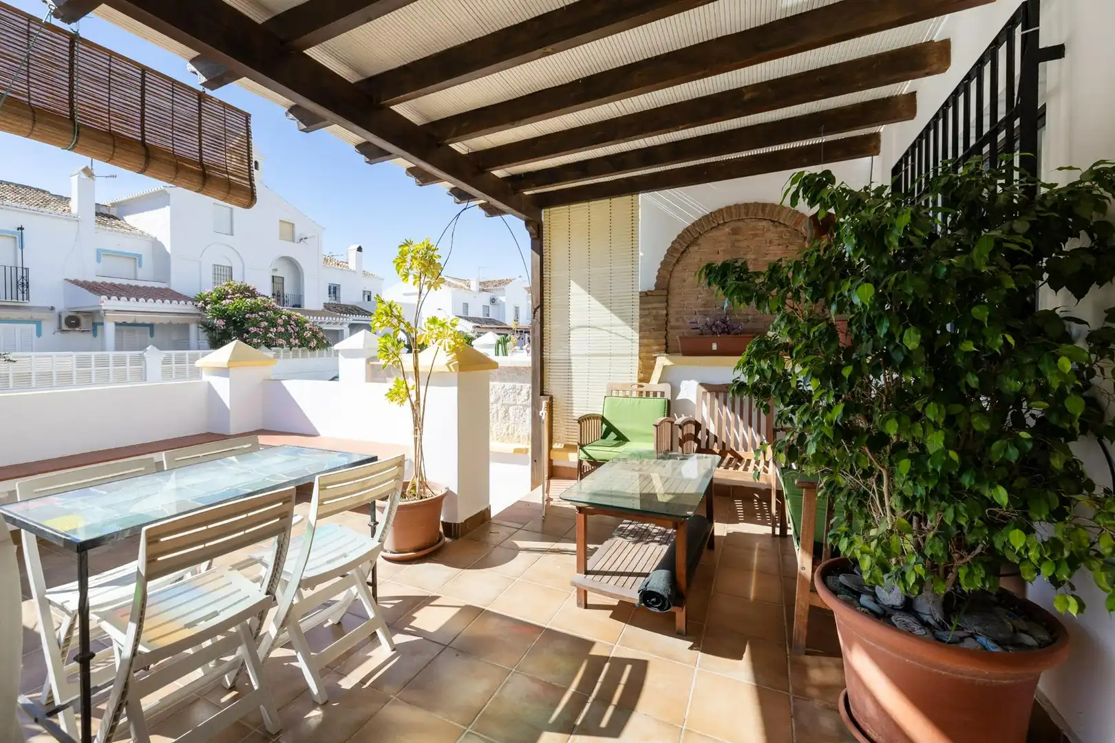 Terrasse von Einfamilien-Reihenhaus zum Verkauf in Motril mit Klimaanlage, Möbliert und Balkon