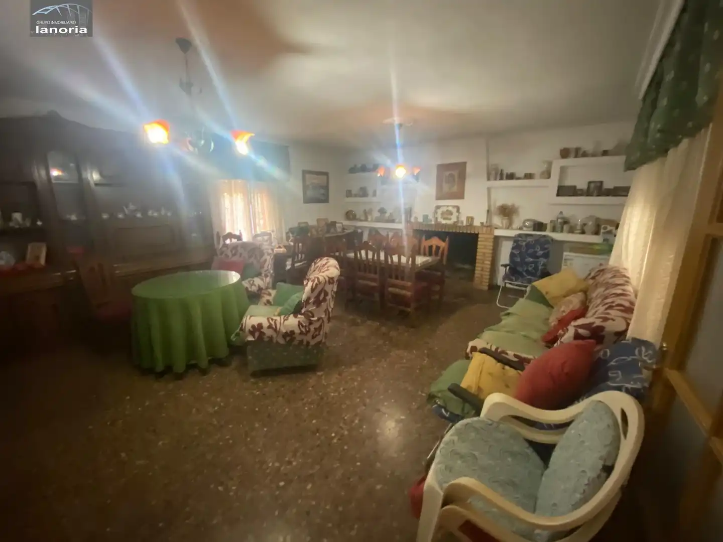 Sala d'estar de Casa o xalet en venda en Albacete amb Jardí privat, Terrassa i Piscina