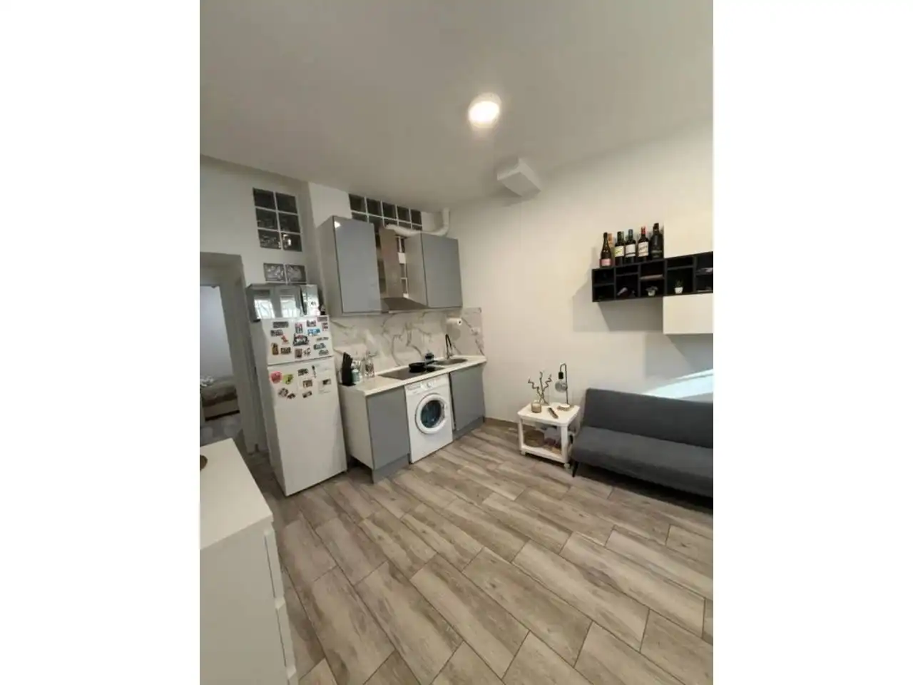 Cuina de Estudi en venda en Cornellà de Llobregat amb Parquet i Moblat