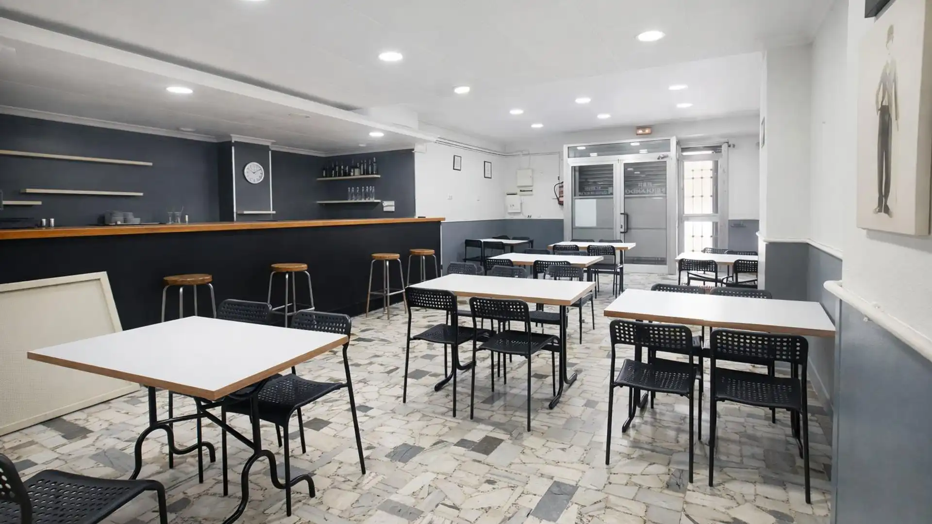 Local en venta en Sabadell con Terraza