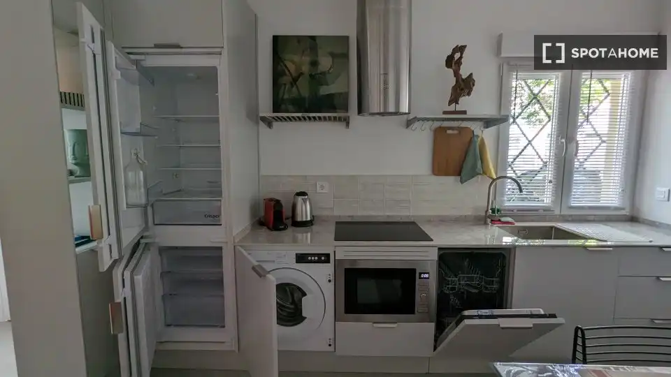 Pis de lloguer a Moscardó