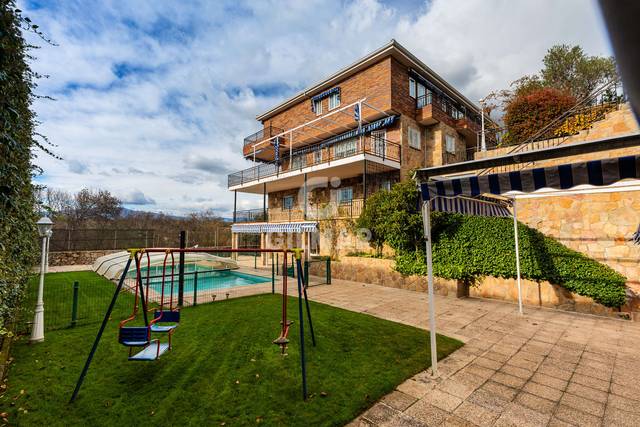 Casa-chalet en Venta en Colmenarejo