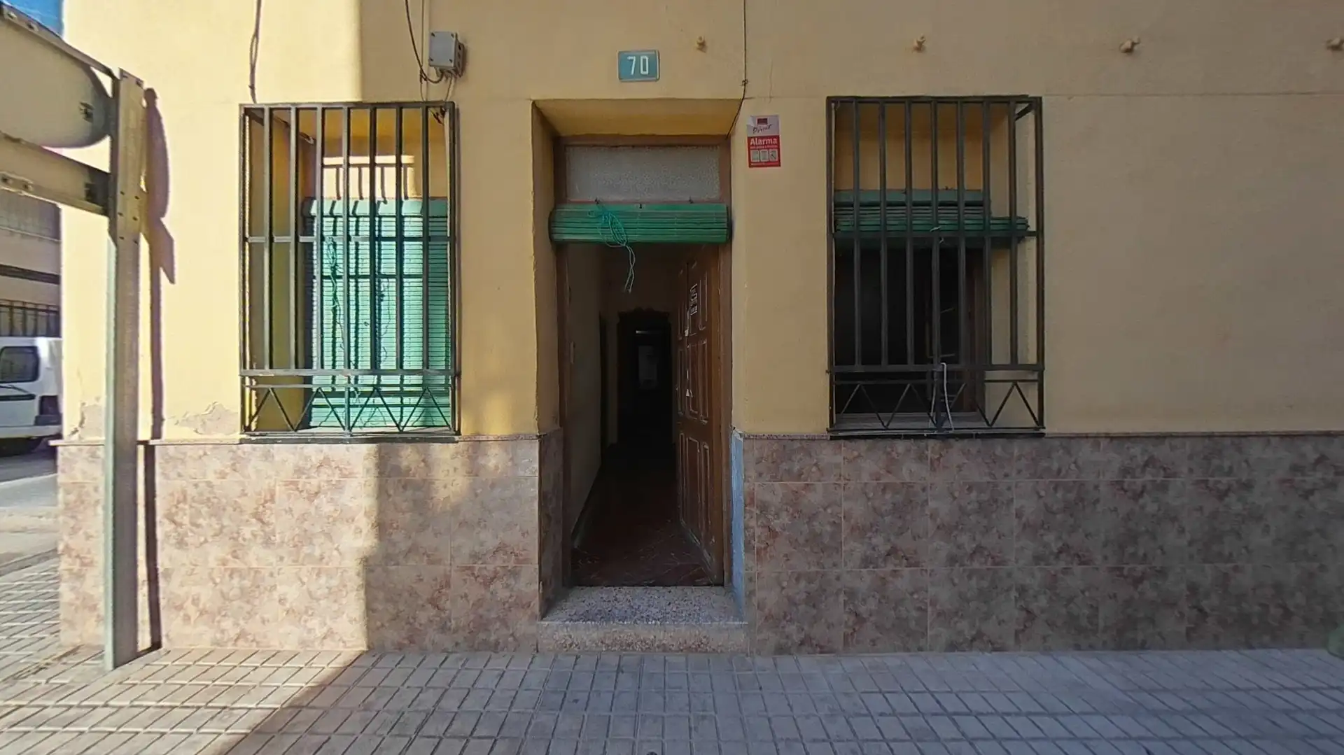 Casa adosada en venda en Yecla