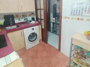 Kitchen of Flat for sale in  Sevilla Capital  with Air Conditioner