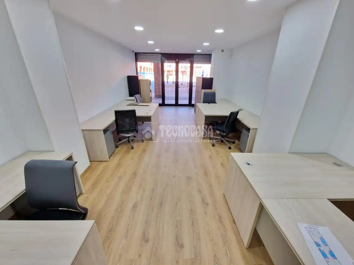Office for sale in Coslada  with Air Conditioner and Heating