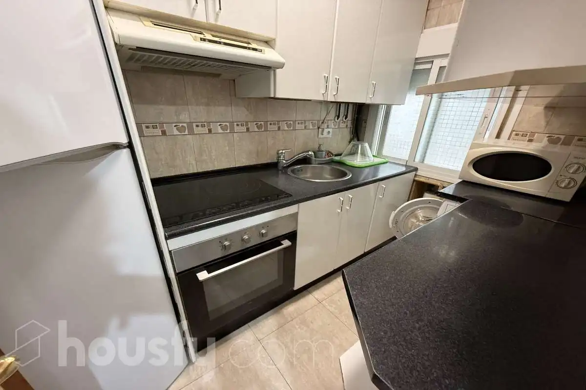 Küche von Wohnung zur Miete in Madrid mit Heizung, Möbliert und Balkon