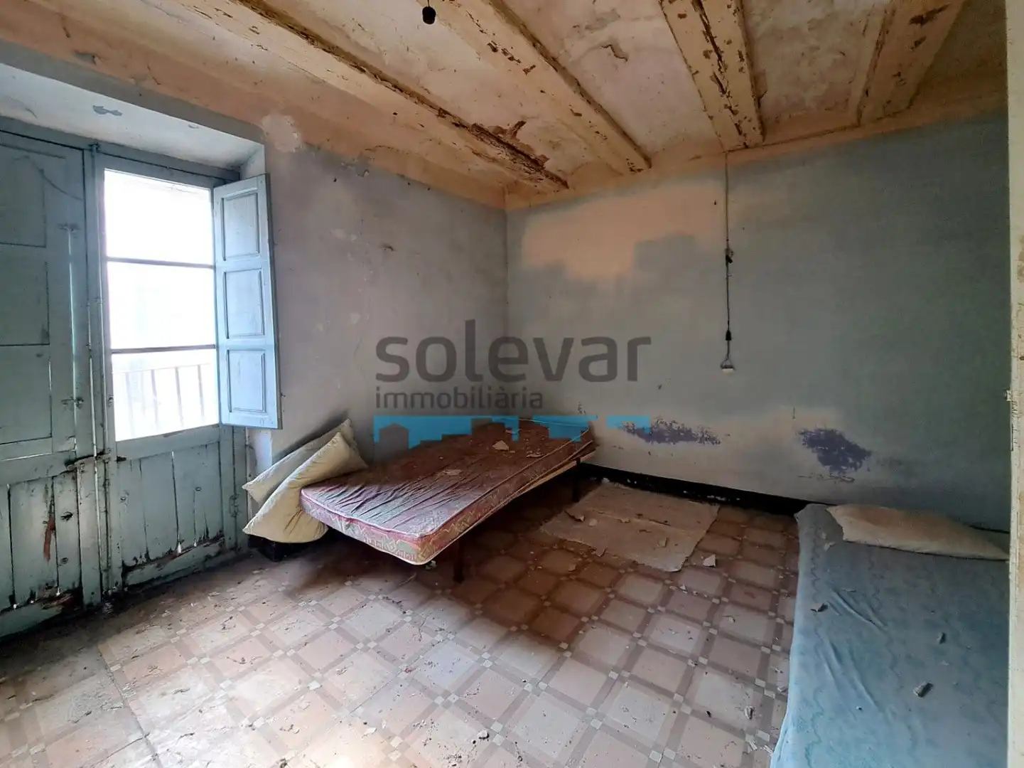 Dormitori de Casa o xalet en venda en Corbins amb Jardí privat
