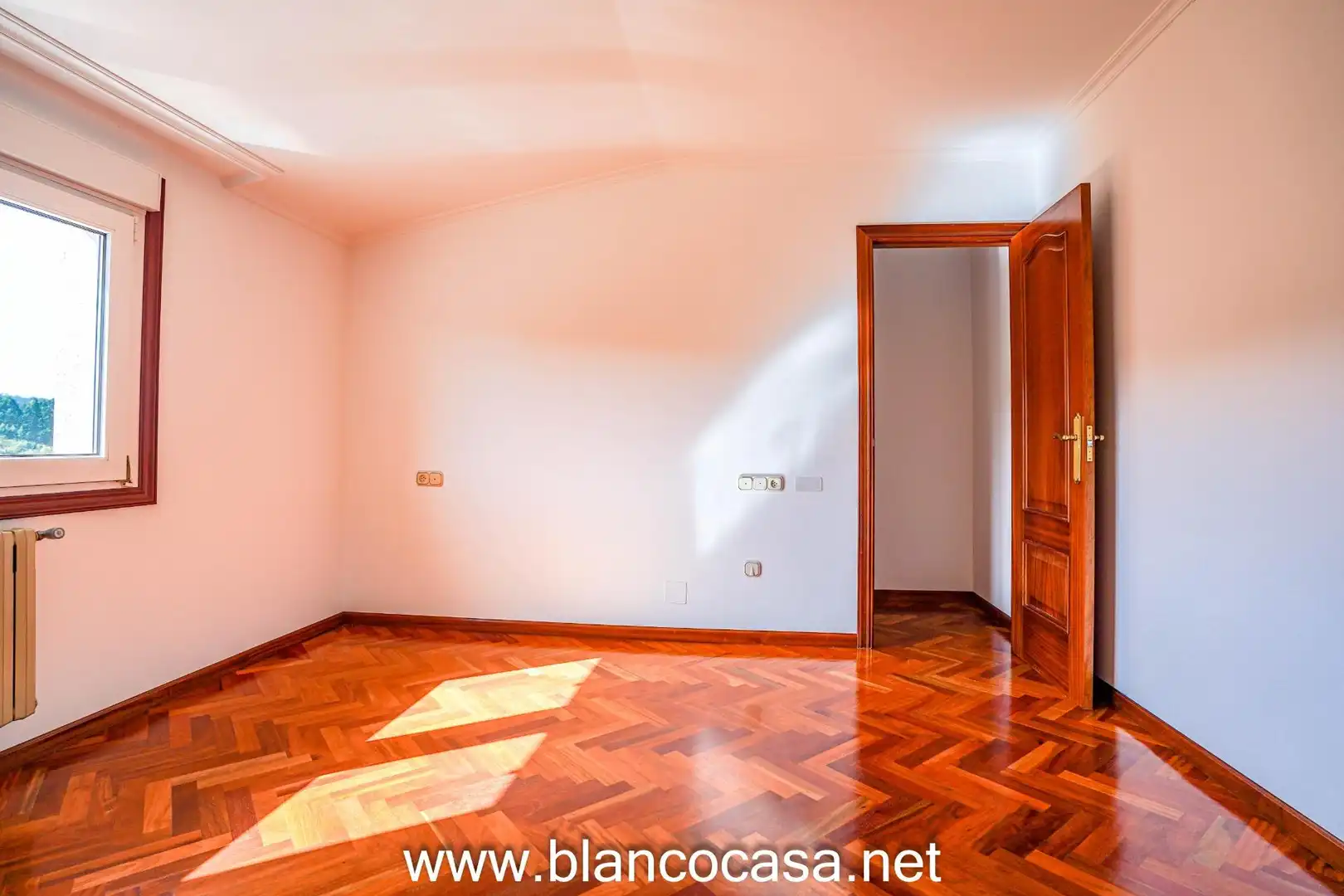 Habitación de Casa o chalet en venta en Carballo con Calefacción, Jardín privado y Trastero