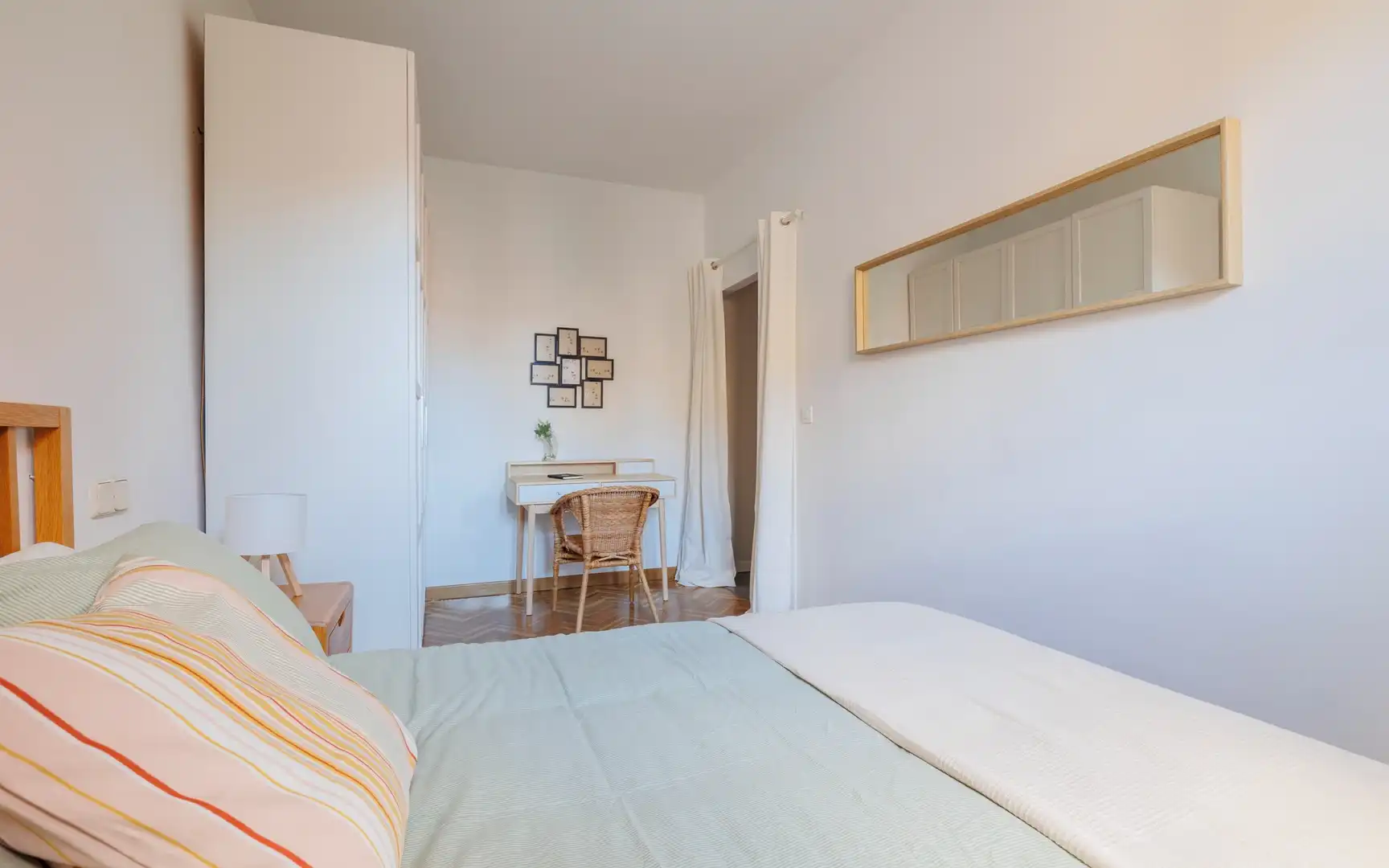 Habitación de Piso de alquiler en Madrid con Aire acondicionado, Calefacción y Amueblado