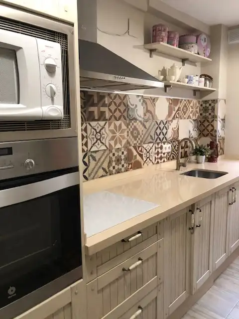 Cocina de Piso de alquiler en Bormujos con Aire acondicionado, Jardín privado y Trastero