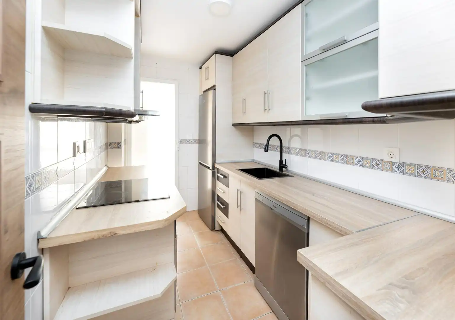 Kitchen of Flat for sale in Churriana de la Vega