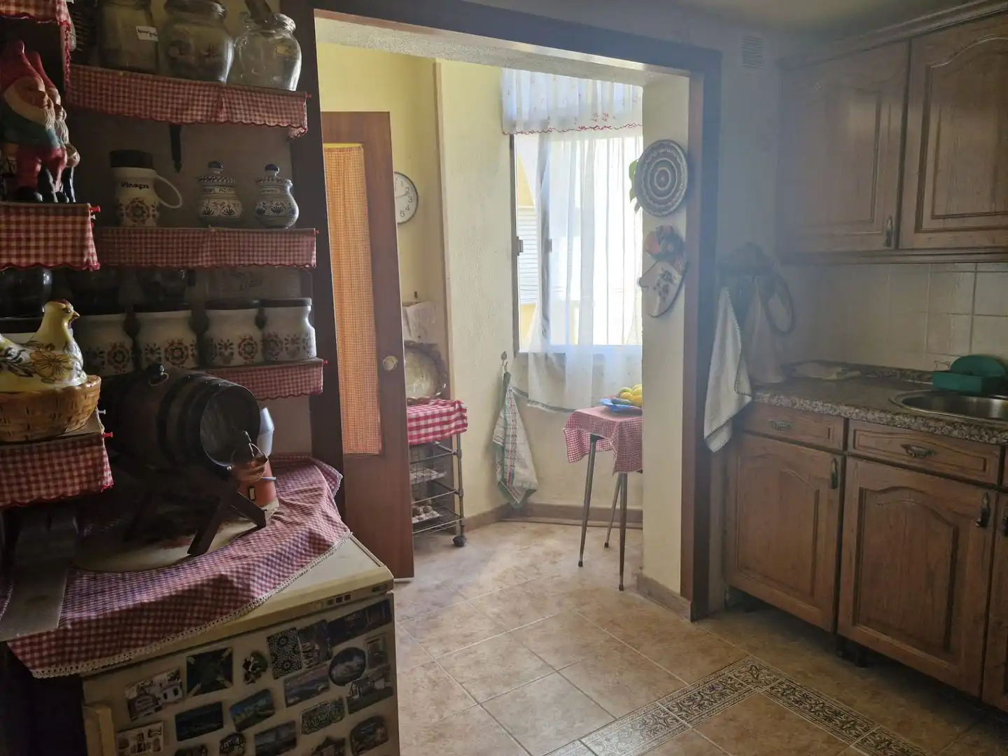 Küche von Wohnung zum Verkauf in La Línea de la Concepción mit Terrasse und Möbliert