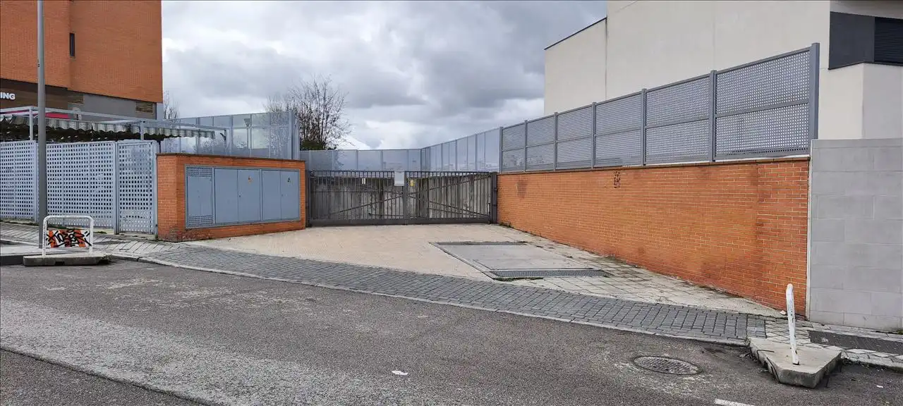 Einzelparkplatz zum Verkauf in VIEJO DE VICALVARO, imagen 8
