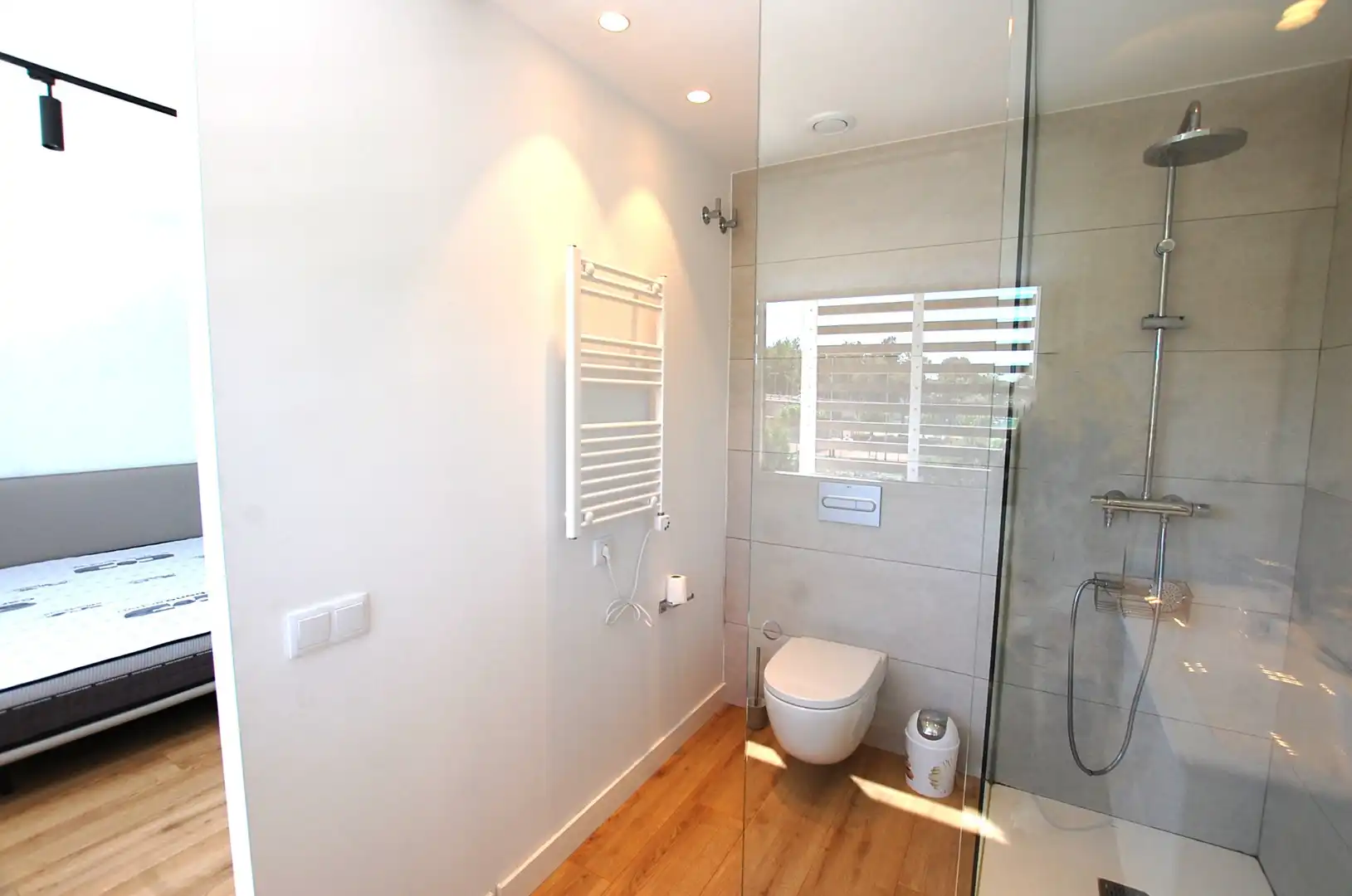 Bathroom of Detached homes for rent in Gavà  with Air Conditioner, Heating and Private garden