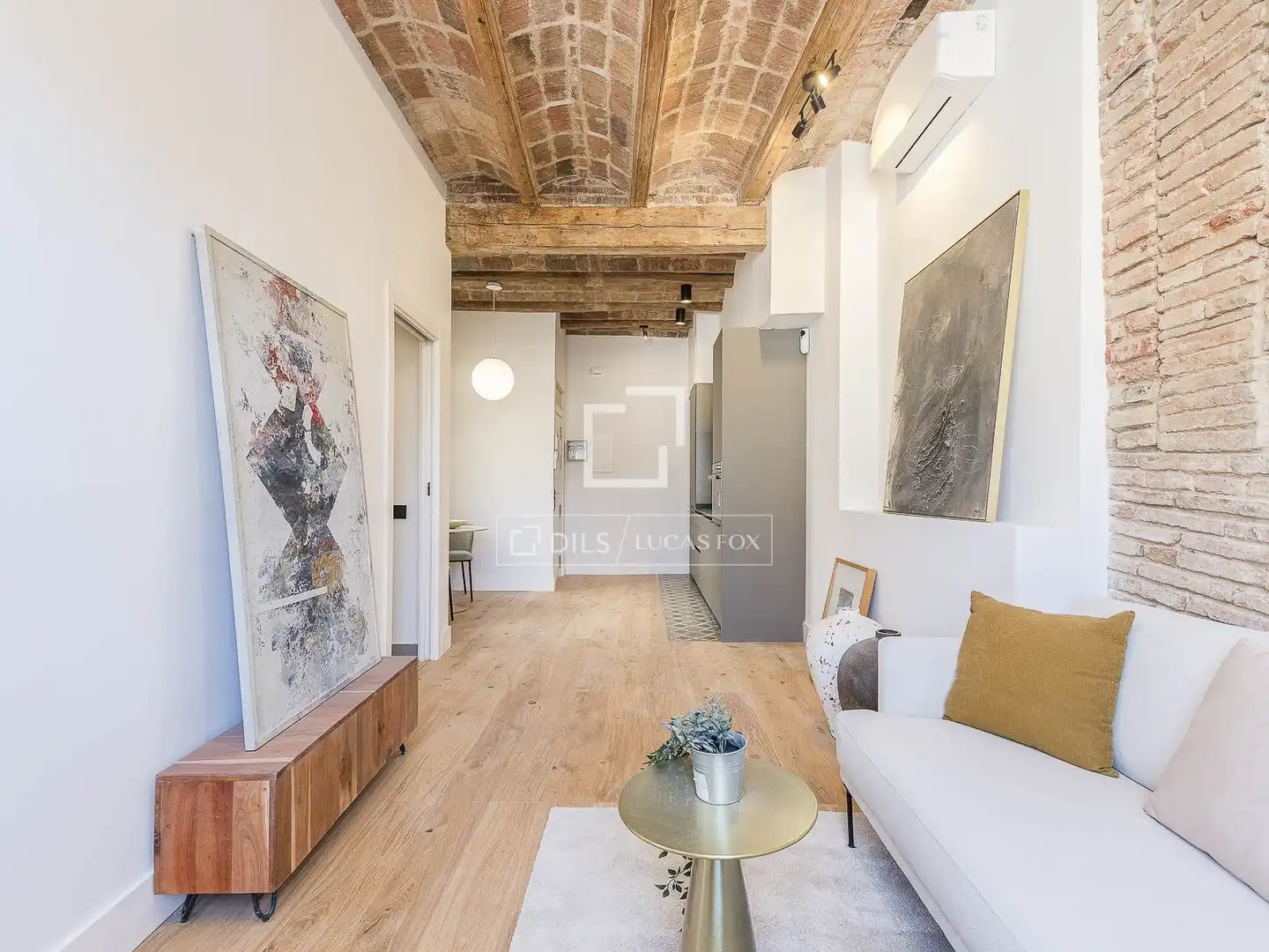 Sala de estar de Piso en venta en Barcelona con Aire acondicionado y Balcón