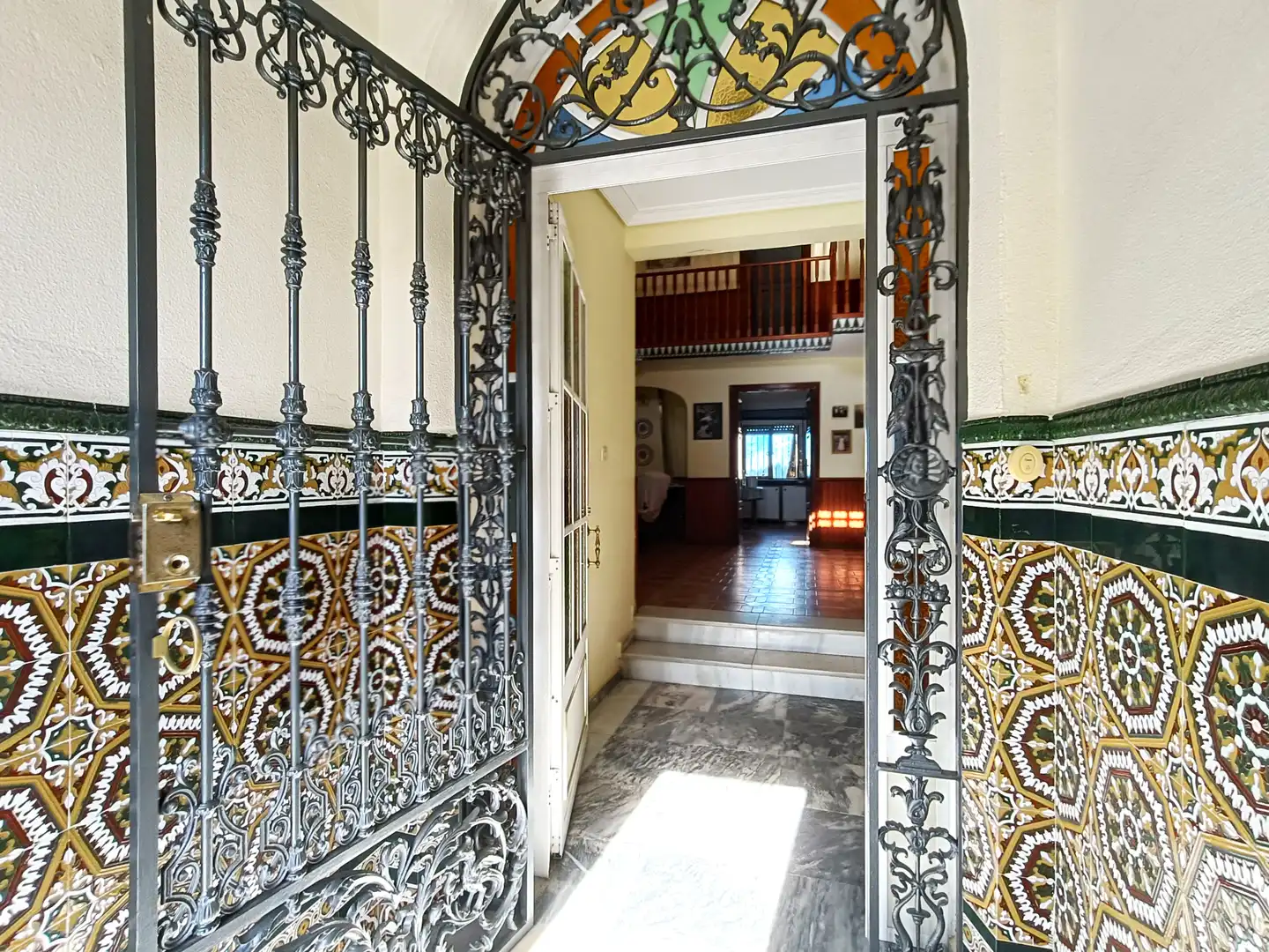 Casa adosada en venda en Villanueva del Ariscal amb Aire condicionat, Jardí privat i Terrassa