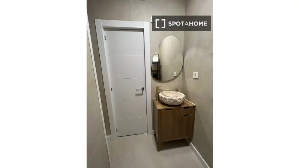 Bany de Apartament per a compartir en Mijas amb Aire condicionat, Terrassa i Moblat