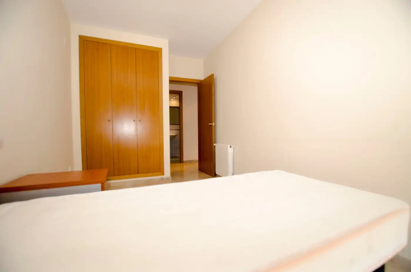 Habitación de Piso de alquiler en Valencia con Aire acondicionado, Calefacción y Jardín privado