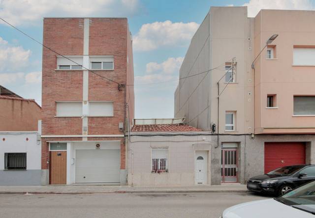 Casa-chalet en Venta en C/ Alps, - Barriada Can Oriach -  en La Plana del Pintor