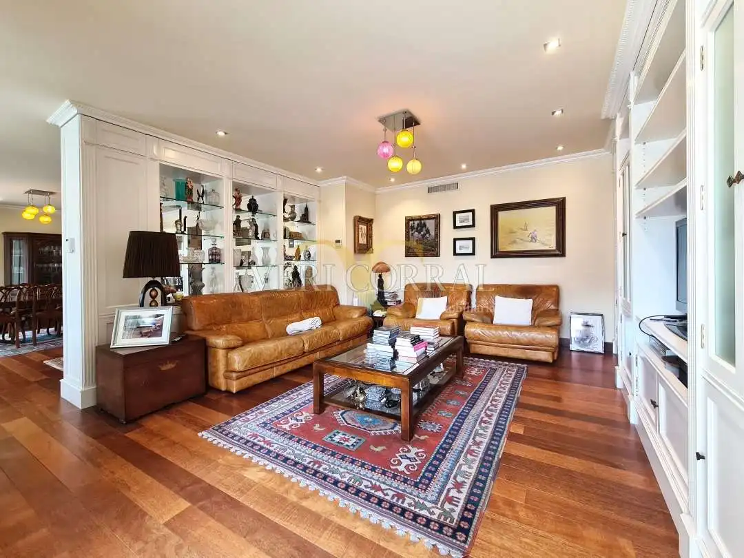 Living room of Flat for sale in Oviedo   with Heating, Terrace and Storage room