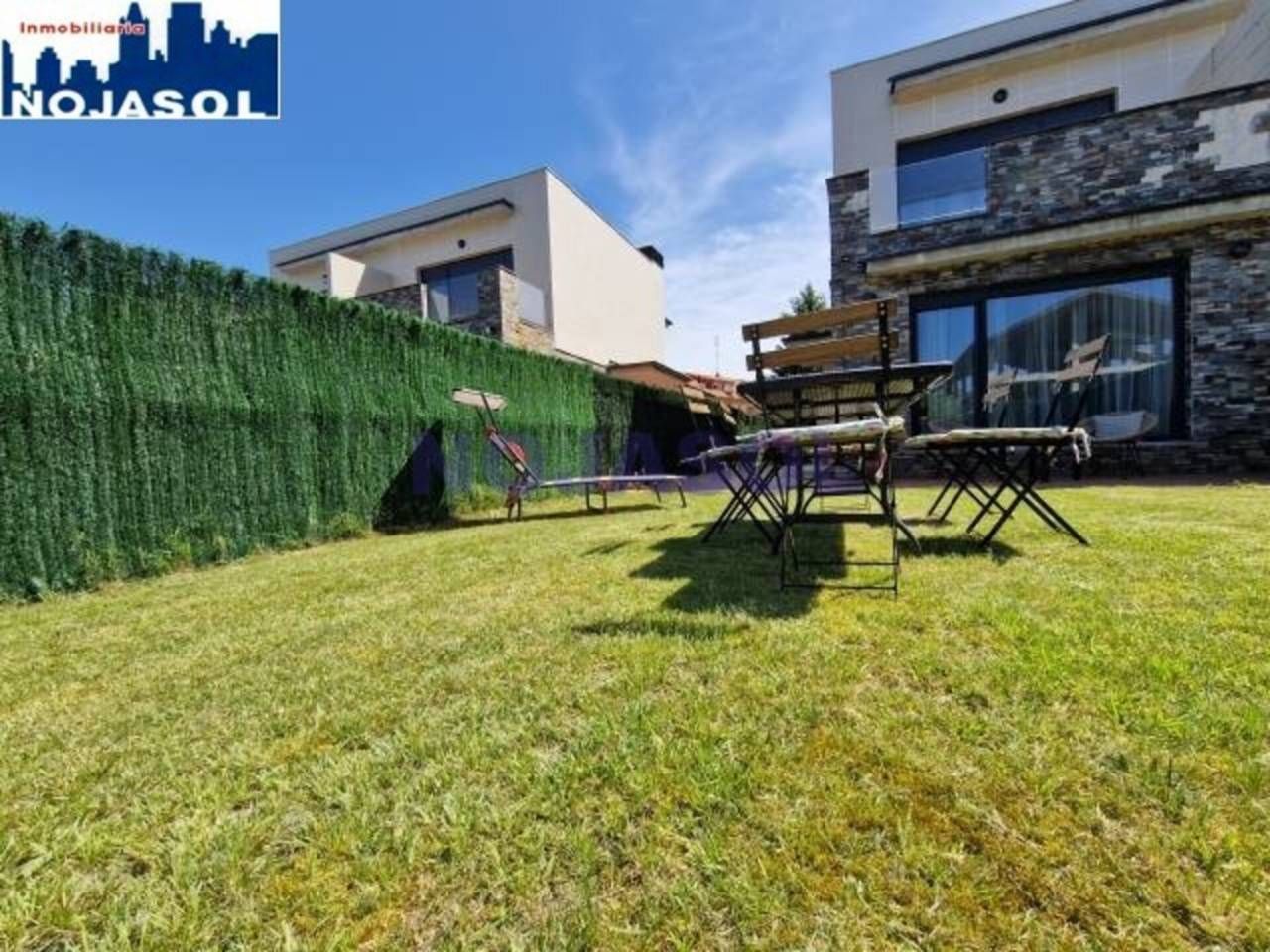 Jardí de Casa adosada de lloguer en Argoños  amb Calefacció, Jardí privat i Parquet