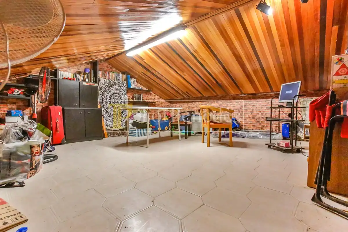 Houses for sale in Torrelles de Foix  with Air Conditioner, Heating and Private garden