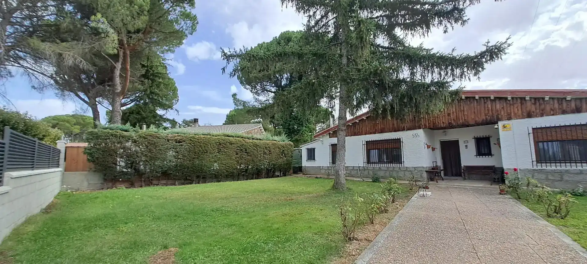 Jardín de Piso en venta en Maello con Jardín privado, Trastero y Microondas