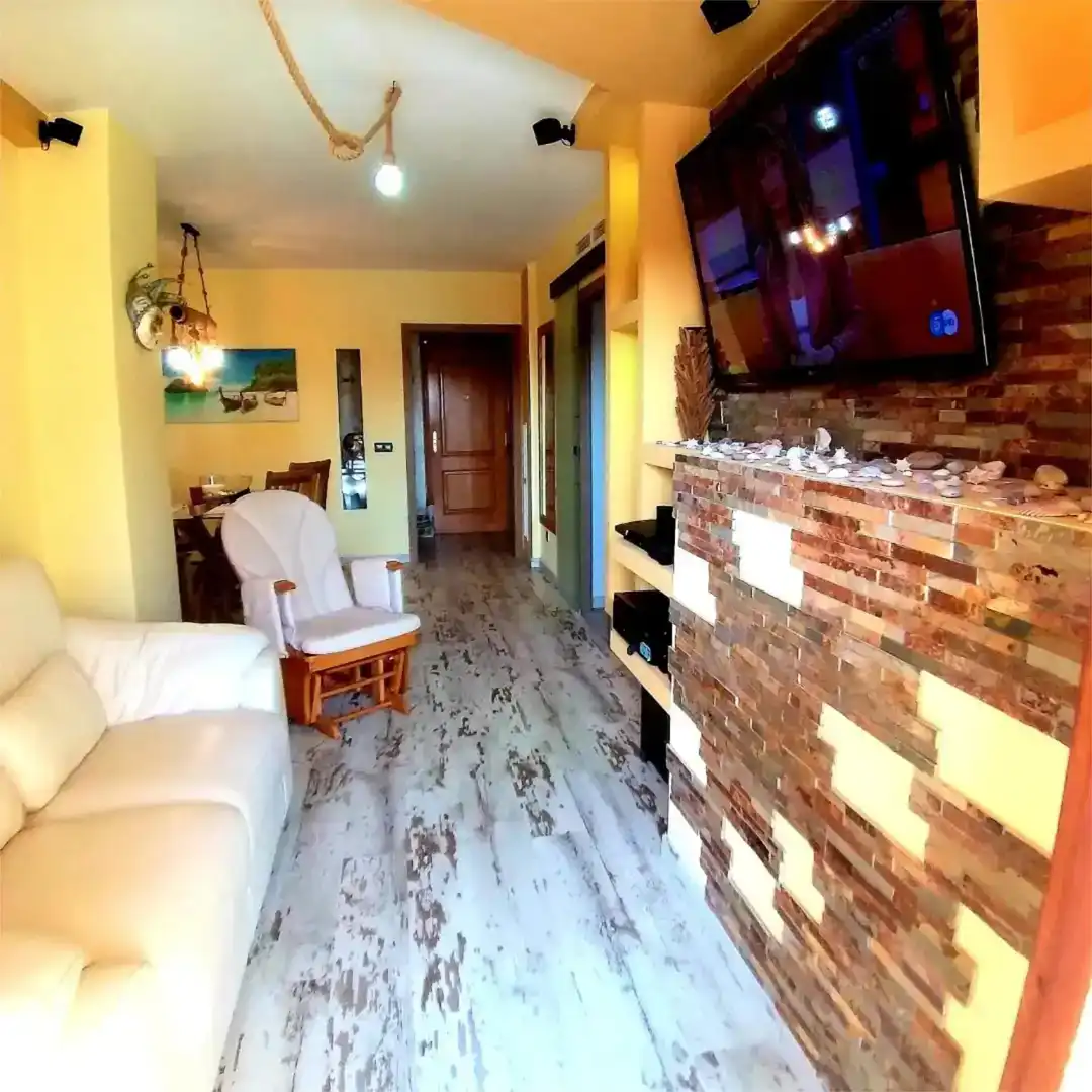 Sala d'estar de Apartament de lloguer en Alboraya amb Aire condicionat, Parquet i Moblat