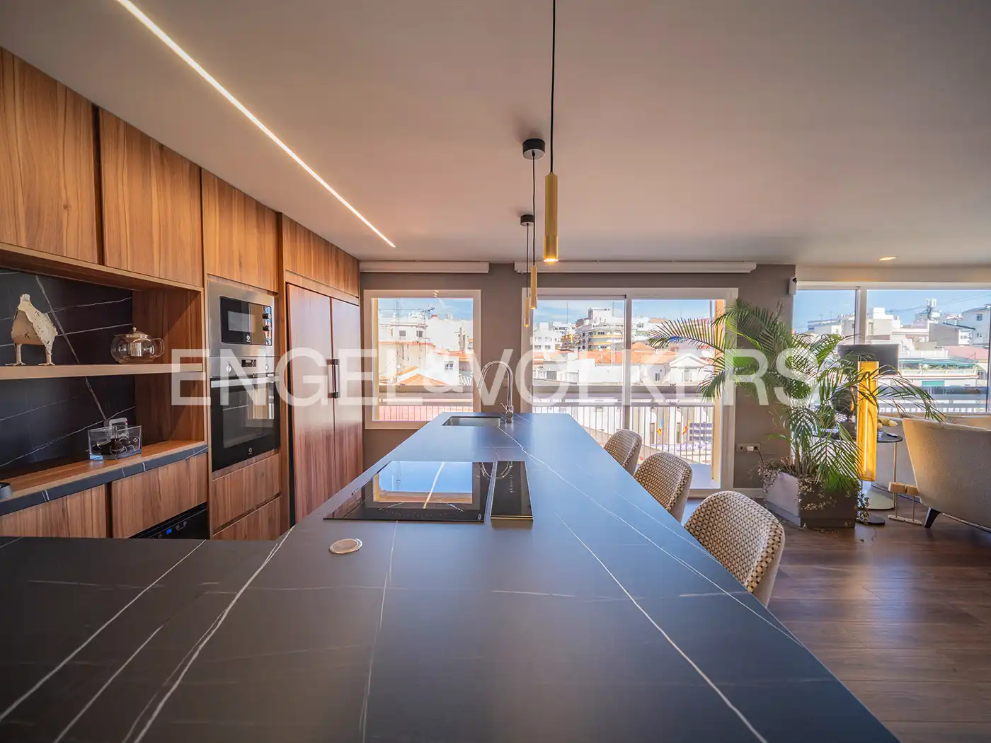 Cuina de Pis en venda en Alicante / Alacant amb Aire condicionat, Calefacció i Terrassa