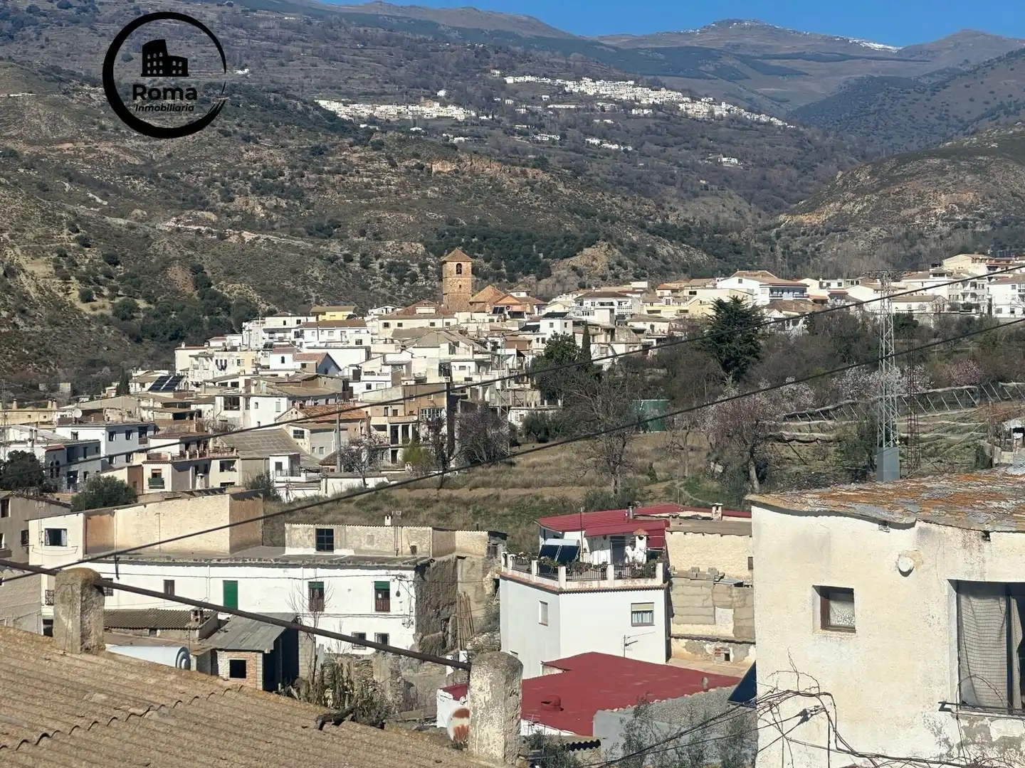 Casa rústica amb terrassa en venda a Cádiar