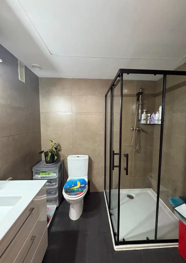 Baño de Piso en venta en Castellón de la Plana / Castelló de la Plana con Aire acondicionado, Calefacción y Horno